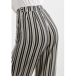 100831 Donna Loose SL