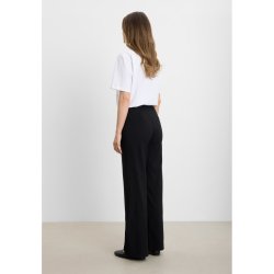 101135 Donna Loose ML