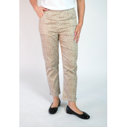 101144 Kelly Reg crop Bukser