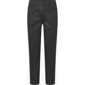 101201 Hannah Regular XSL