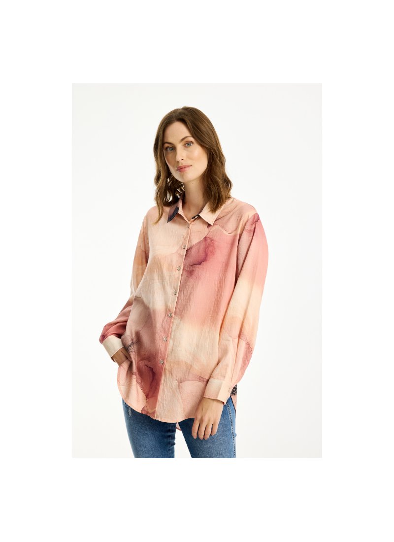 16736 Frederika shirt