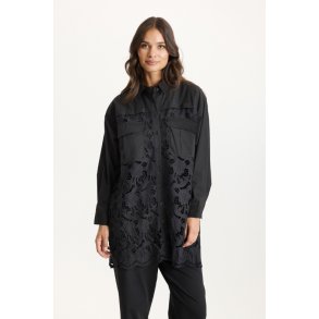 16808 Lyon over shirt