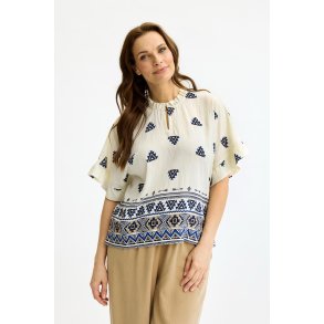17163 Maya blouse