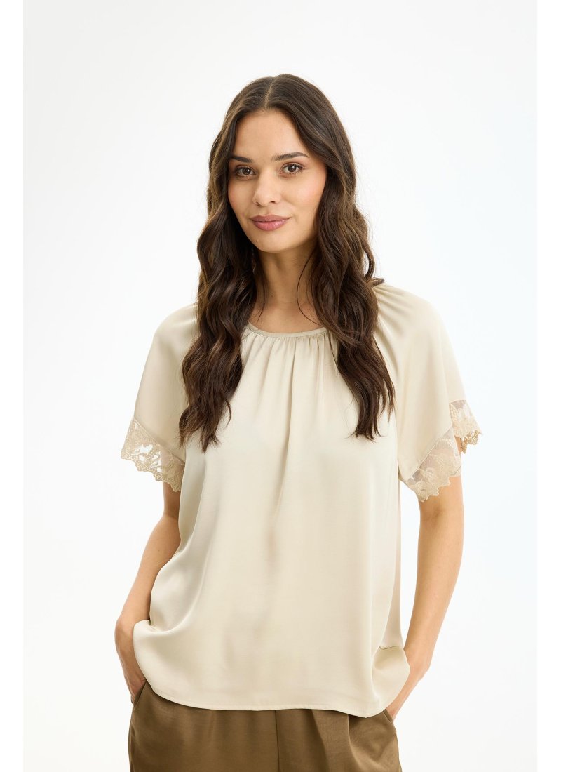 17192 Faye blouse