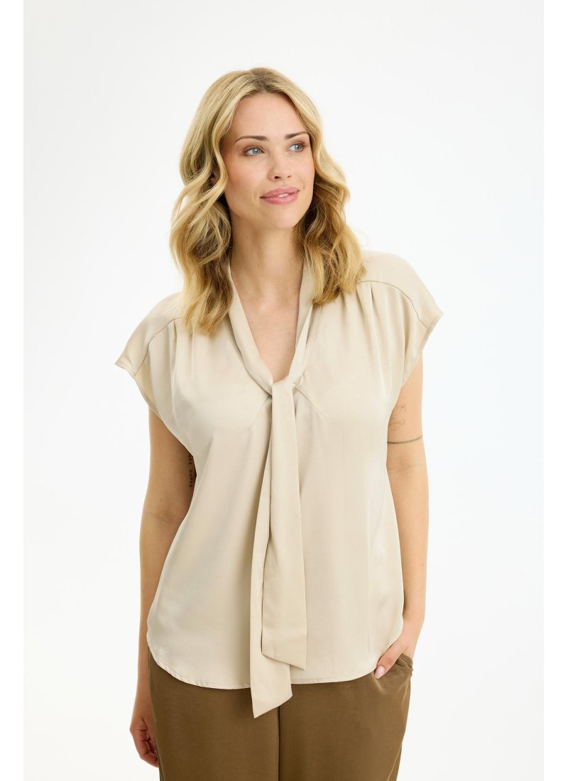 17193 Faye blouse