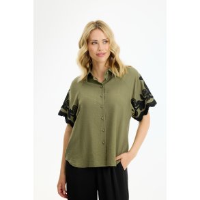 17226 Lori shirt