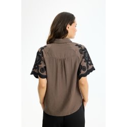 17226 Lori shirt