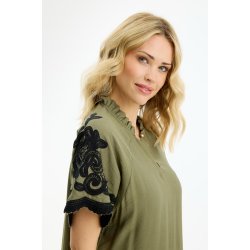 17227 Lori dress