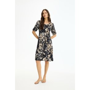 17260 Lucette dress 1/2 sleeve