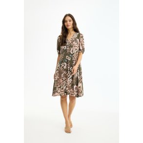 17269 Jo dress 1/2 sleeves