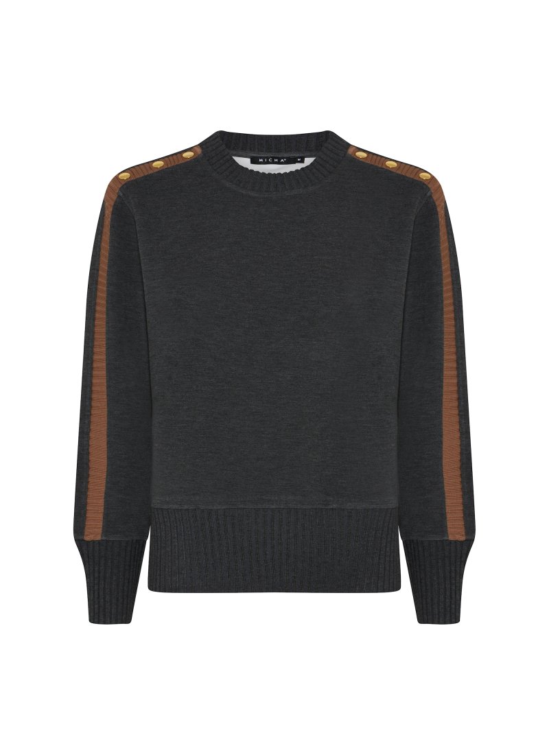 179-189 Sweather_ Sporty Winte