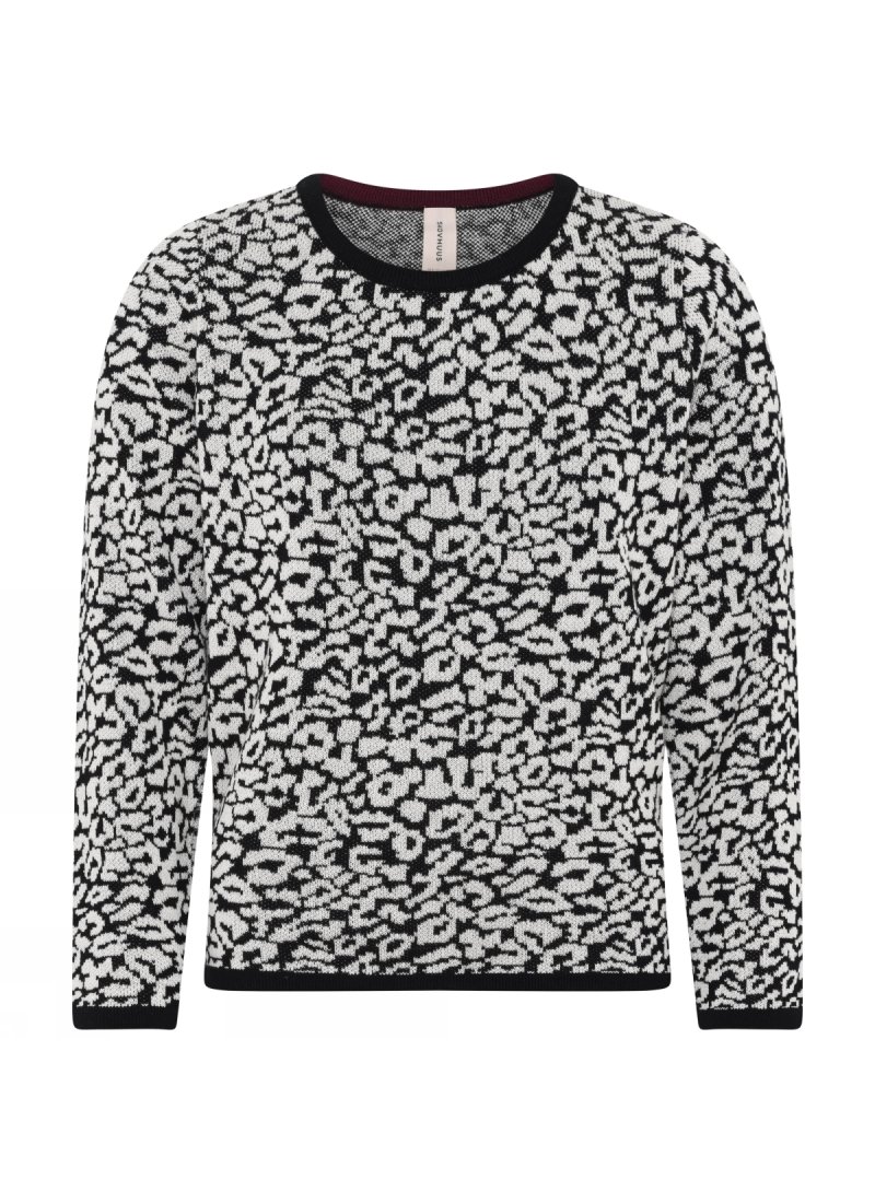 4029 Animal patterned pullover