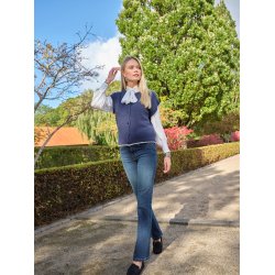 4125 Buttoned sleeve less Card