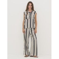 8815-46 Dora Top