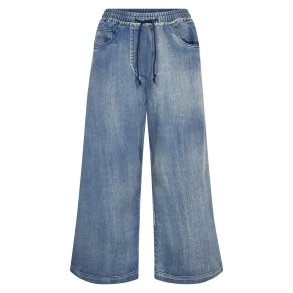 8825-10 Deima Culotte Trousers