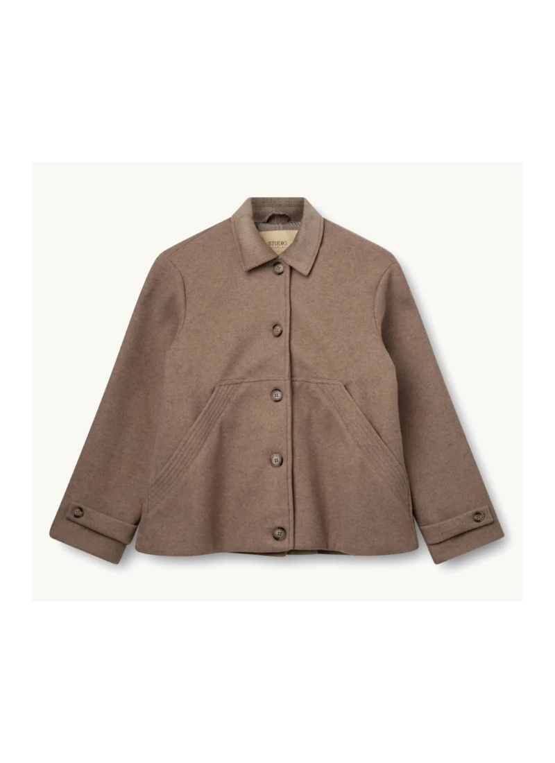 9000642 STUDIO Jakker