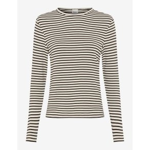 90-0083 CARINA. L T-shirt