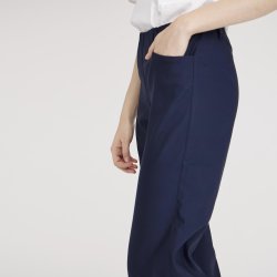100866 Donna Loose ML