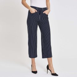 28364 Donna Loose Crop