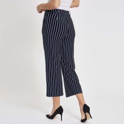 28364 Donna Loose Crop