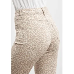 101096 Hannah Regular XSL