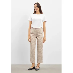 101097 Patricia Pure Regular C