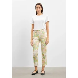 101097 Patricia Pure Regular C