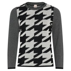 3640 Dog tooth patterned pullo