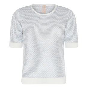 3465 Structured O-neck blouse